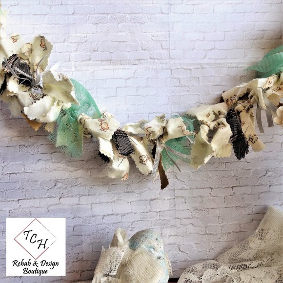 Baby Jungle Animals Nursery Decor Rag Garland Baby Shower Gift Baby Hippo Lion - Picture 1 of 5